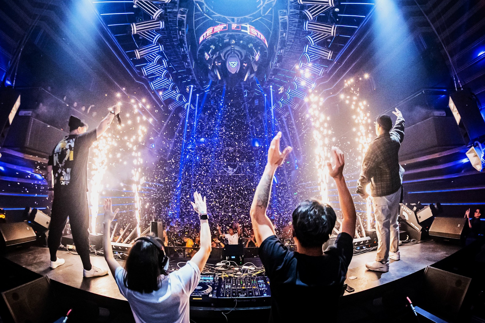 Golden Tiger Club: Pilihan Nightclub Dengan Live DJ Jakarta