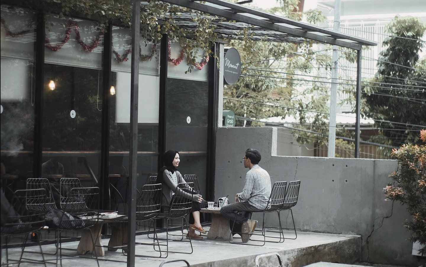 Cafe Live Music Semarang: Moment Coffee & Space 
