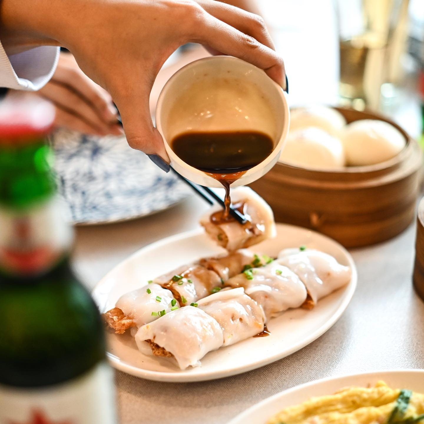 Rekomendasi DimSum 24 jam: LingLing Dimsum & Tea House