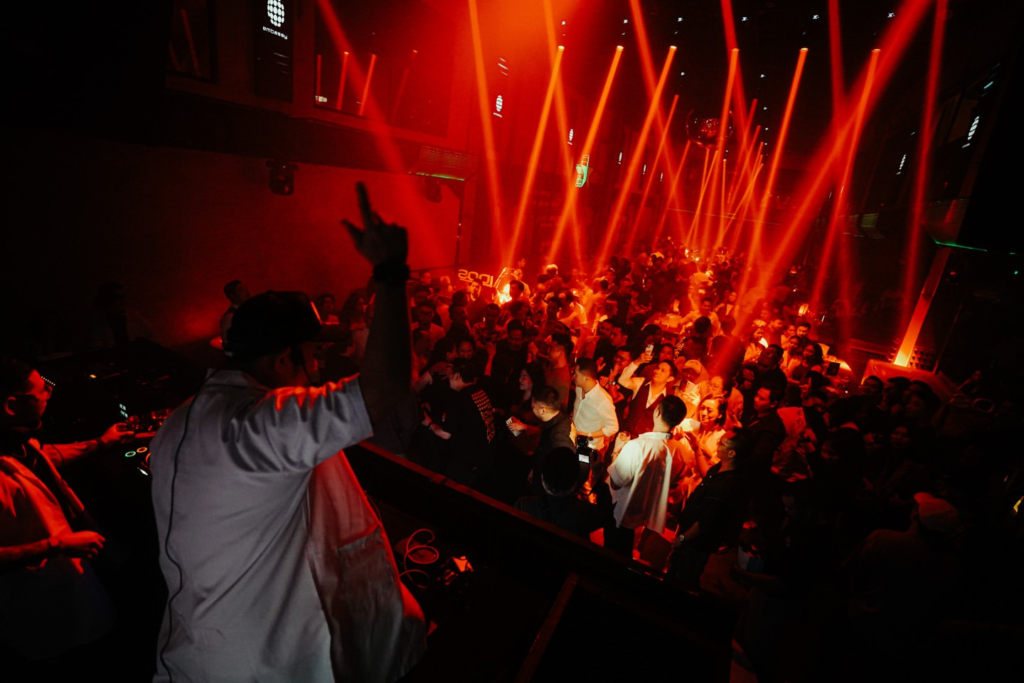 Embassy Jakarta: Pilihan Nightclub Dengan Live DJ Jakarta